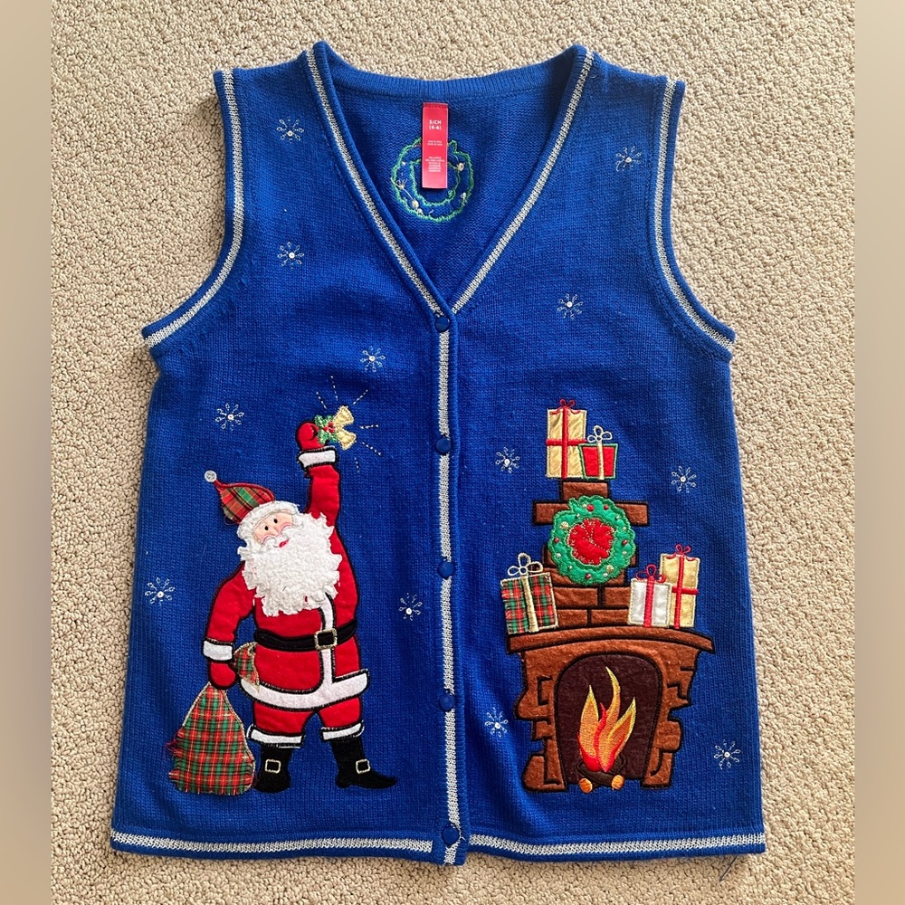 🎄 𝑪𝑯𝑹𝑰𝑺𝑻𝑴𝑨𝑺 𝑽𝑬𝑺𝑻 🎄